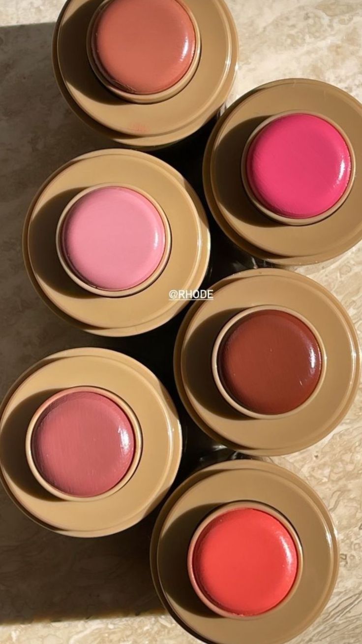 تصویر رژگونه رود Rhode - Piggy Rhode pocket blush