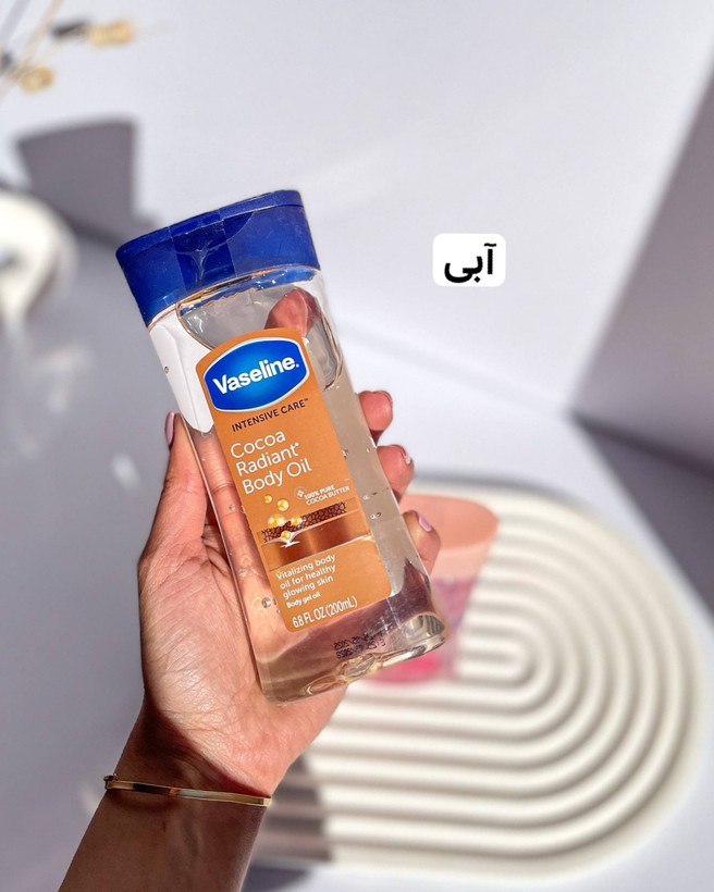 روغن بدن روشن کننده ویتامین B3 وازلین | آبرسان، نرمکننده و ترمیمکننده پوست