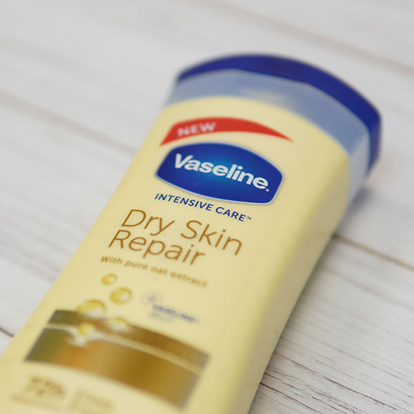لوسیون بدن وازلین vaseline حجم ۴۰۰ میلی لیتر